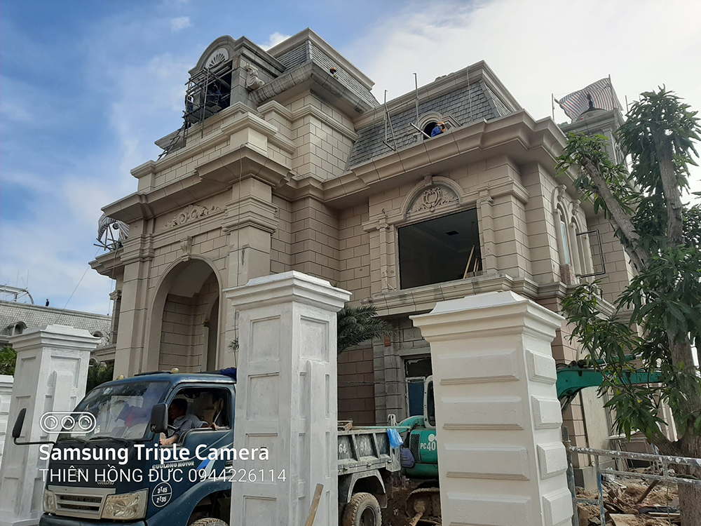 Ngoai That Ng002 01